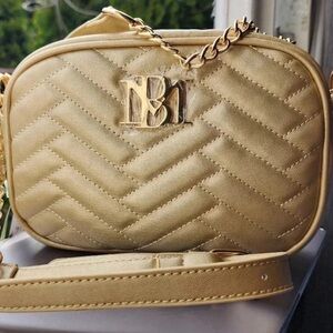 BADGLEY MISHKA Gold Quilted Crossbody Handbag, NWT
